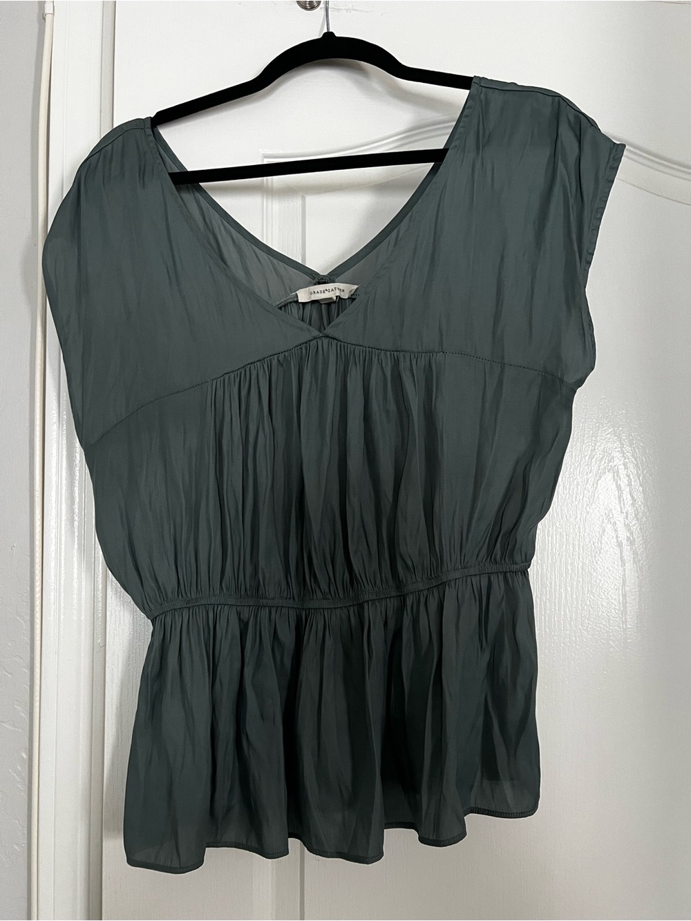 Women’s V-Neck Cap Sleeve Blouse in Slate Green